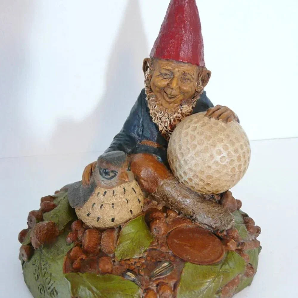 BIRDIE "ONE UNDER PAR" GOLF GNOME (1983 Retired Vintage Art piece by Dr. Tom Cla
